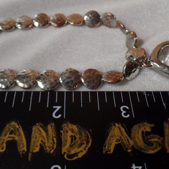 SILVERTONE TEAR DROP BEADED BRACELET - Picture 3 of 5